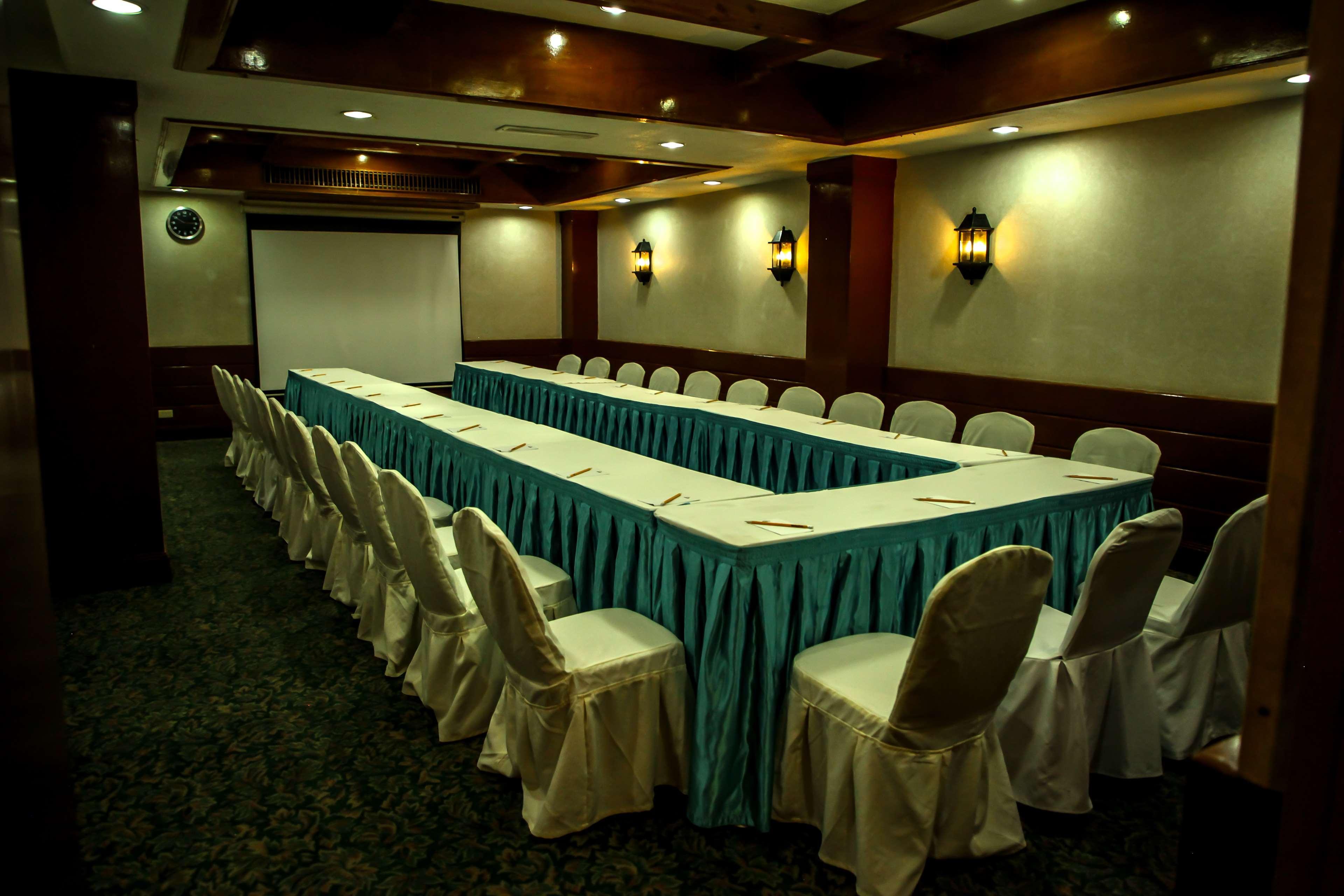 Days Hotel Tagaytay Tagaytay City Exteriér fotografie